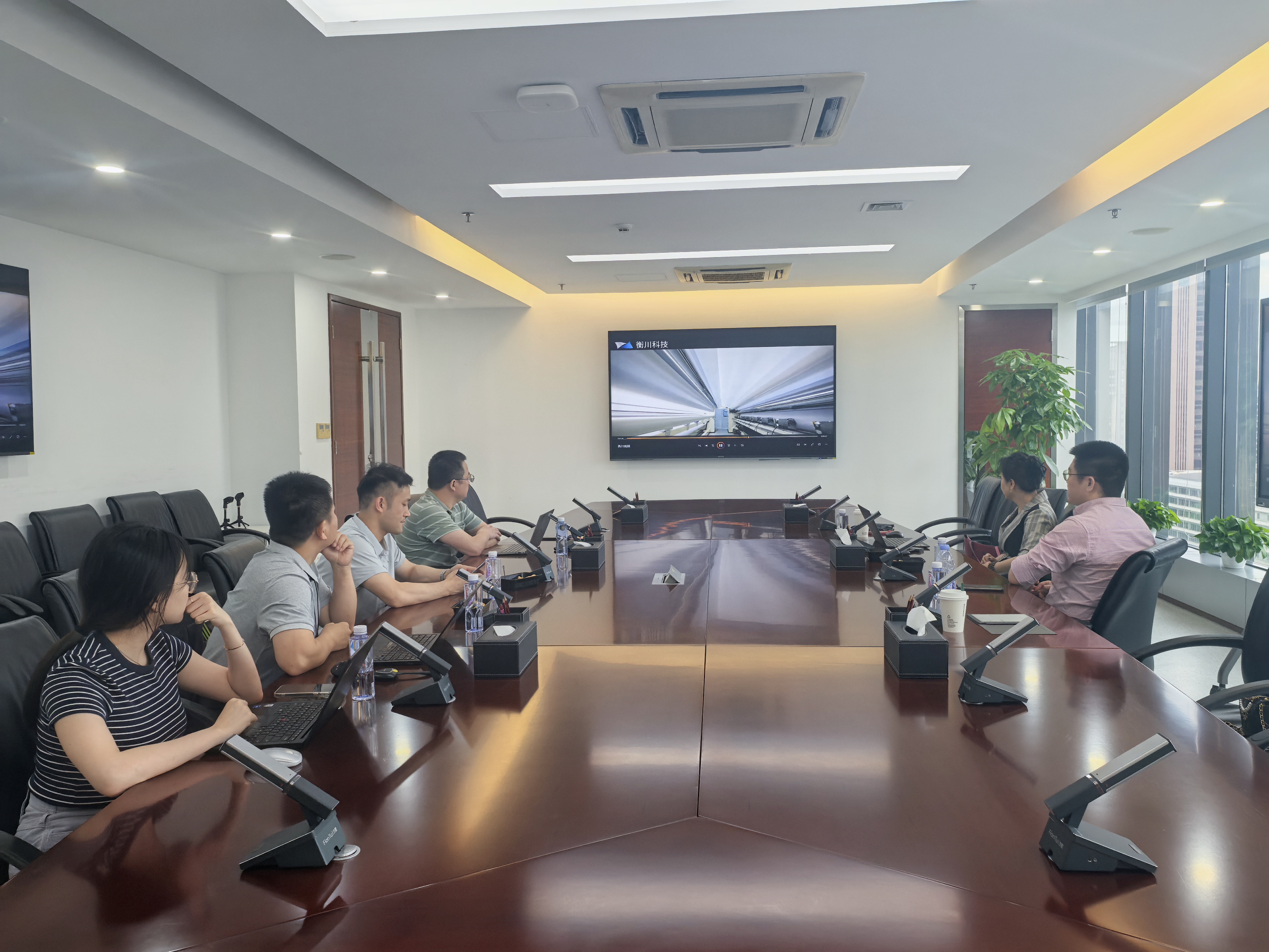 8428301cdac4018840f7b4ae9936577.jpg 8428301cdac4018840f7b4ae9936577.jpg